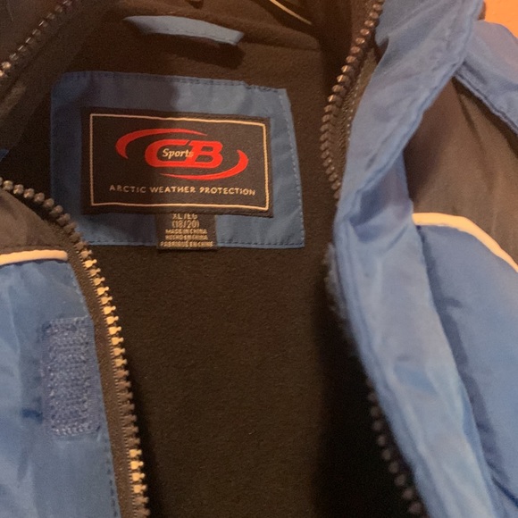 NWT Sports Puffer Jacket - Picture 5 of 12
